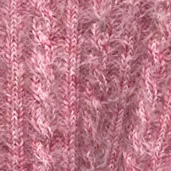 LELIS Collection Size Medium Pink Cable Knit Women's Sweater Long Sleeve. - Picture 6 of 8